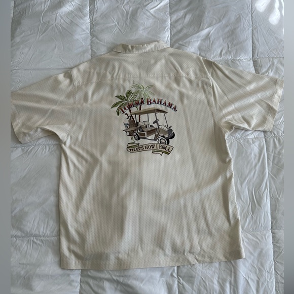 Men’s Tommy Bahama Button Down Shirt - Picture 2 of 6